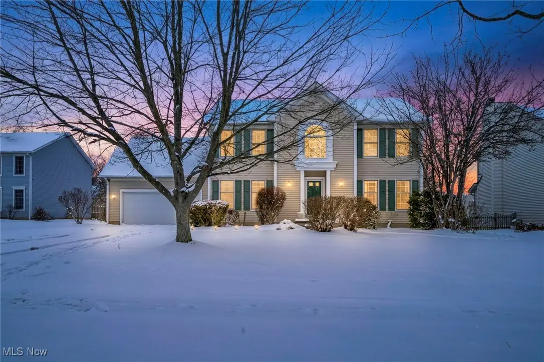 221 Newfield Circle, Medina, OH 44256 - Image #1