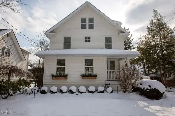 47 Hall Street, Chagrin Falls, OH 44022