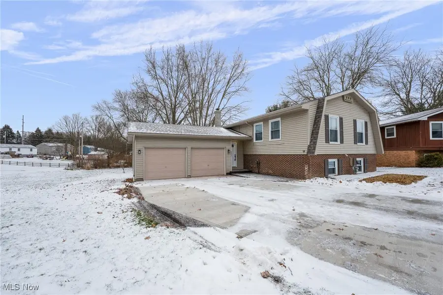 862 Marilyn Drive, Wooster, OH 44691 - Image #2
