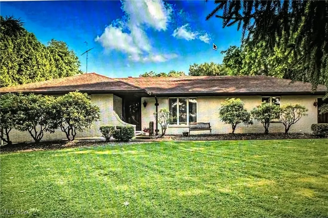 7370 Brookwood Drive, Brookfield, OH 44403 - Image #1