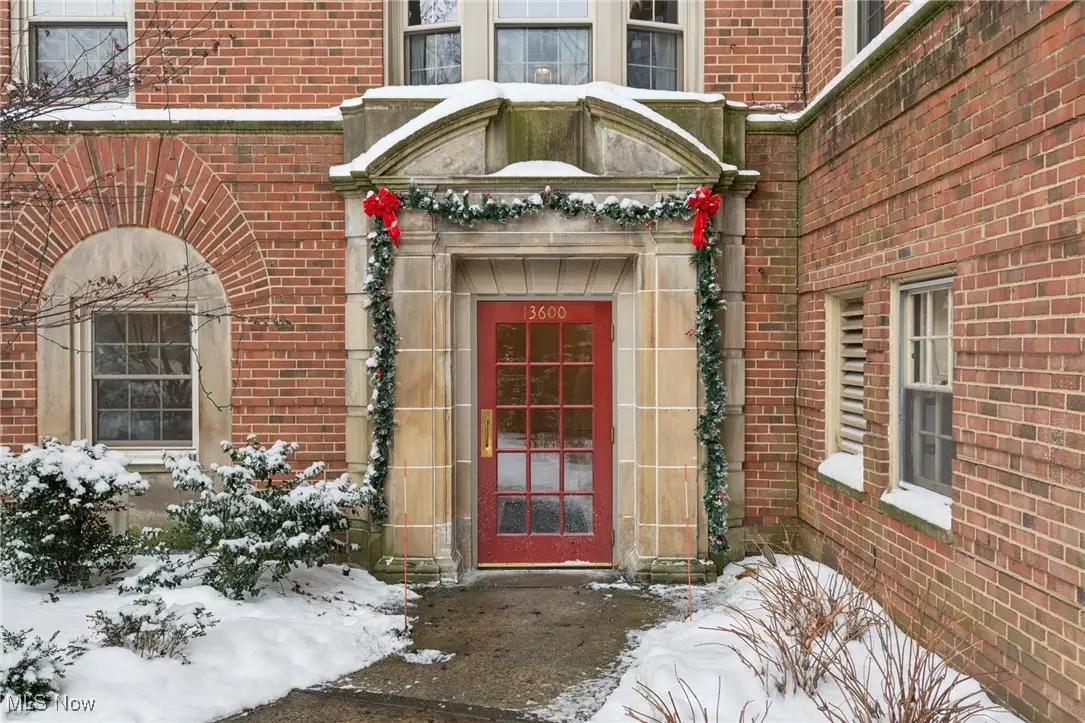 13600 Shaker Boulevard #605, Cleveland, OH 44120 - Image #1