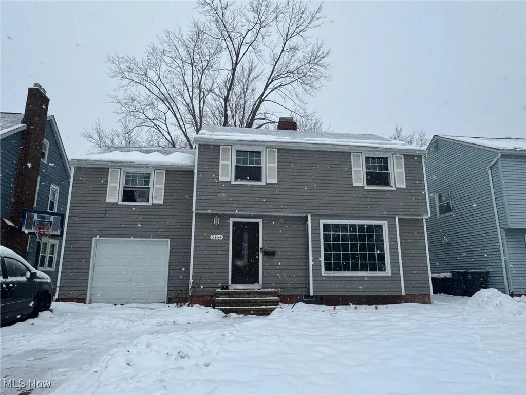 5164 Edenhurst Road, Lyndhurst, OH 44124 - Image #1