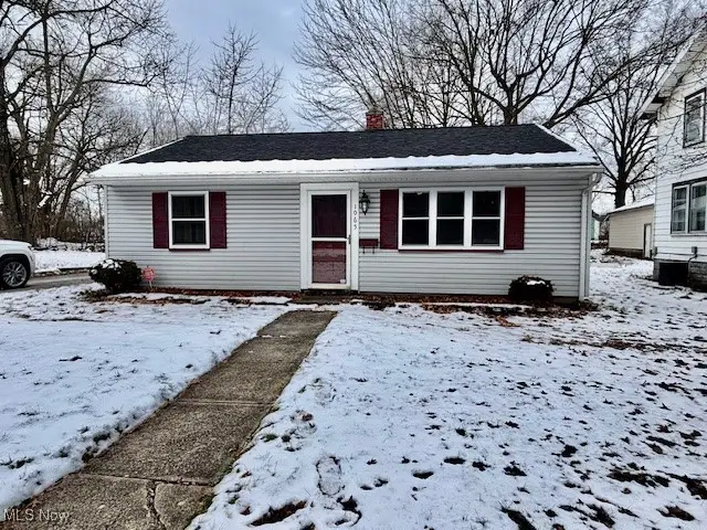 1065 Hartman Nw Avenue, Warren, OH 44485 - Image #1