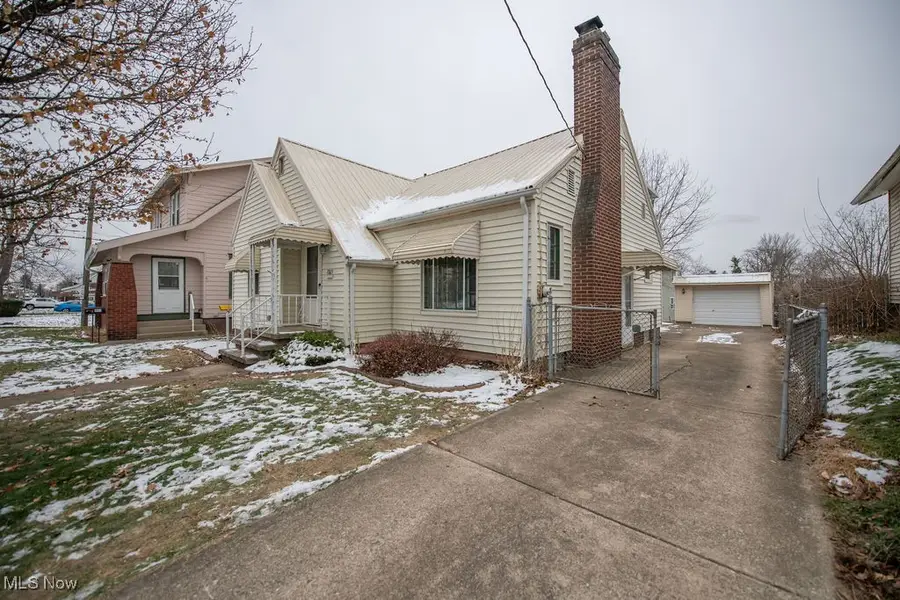 1805 Gibbs Ne Avenue, Canton, OH 44705 - Image #2
