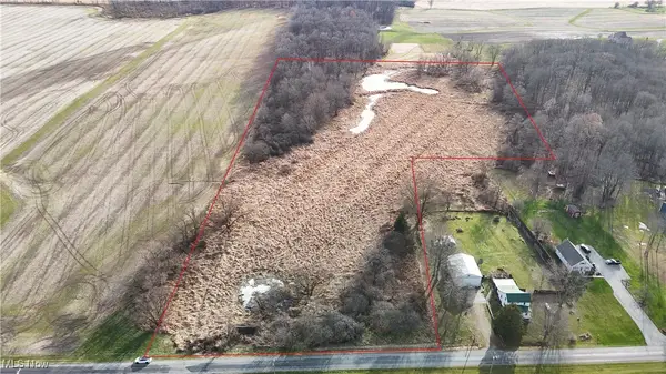 Jones Road, Wellington, OH 44090