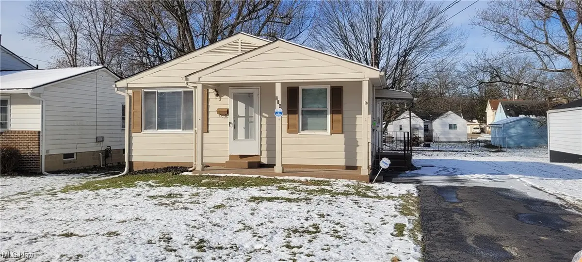 214 Hamrock Drive, Campbell, OH 44405 - Image #1