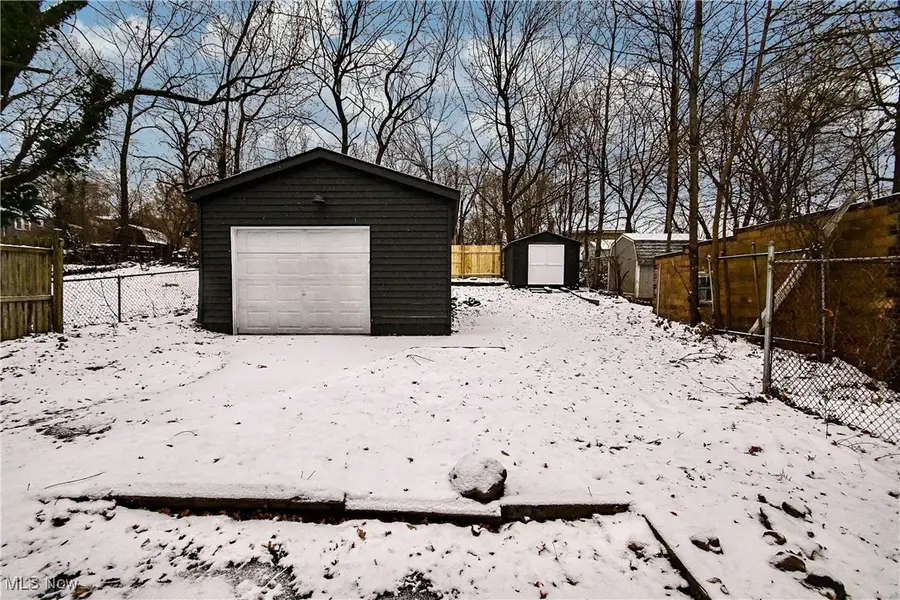 1228 Arnold Avenue, Akron, OH 44305 - Image #3