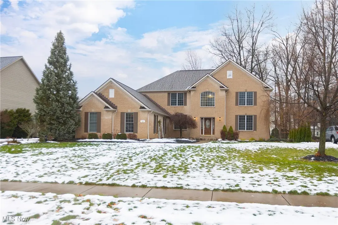 383 Crestwood Drive, Avon Lake, OH 44012 - Image #1