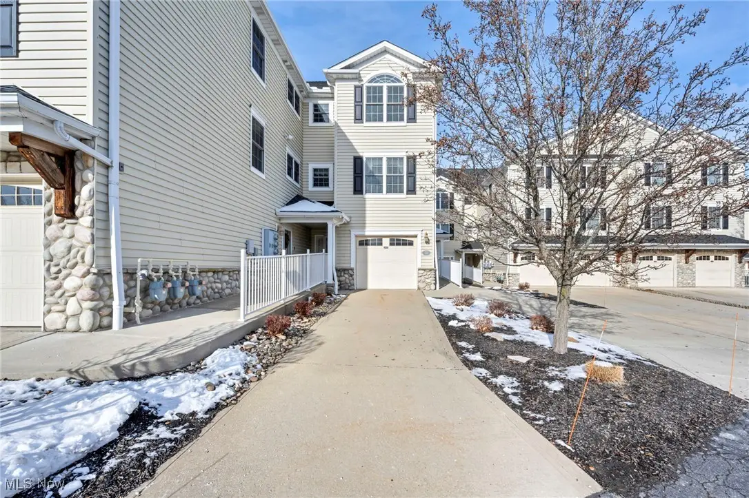 5239 Lake W Road #305, Ashtabula, OH 44004 - Image #1