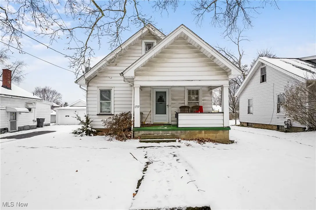 1737 Sheridan Ne Avenue, Warren, OH 44483 - Image #1