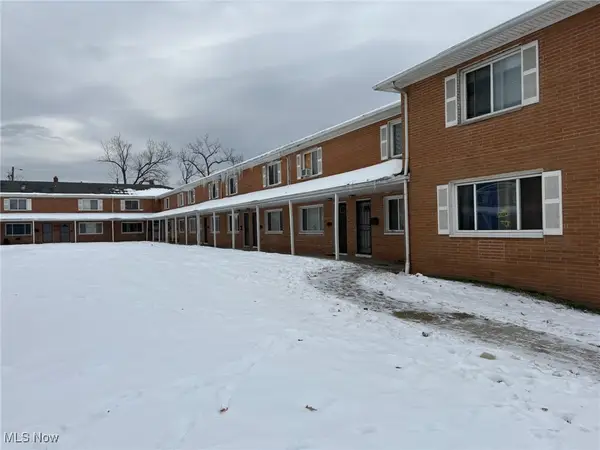 4871 Banbury Court #2, Warrensville Heights, OH 44128