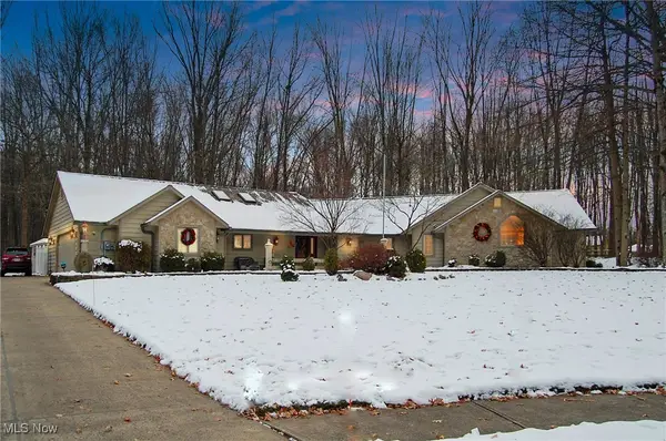 205 Ellen Drive, Berea, OH 44017