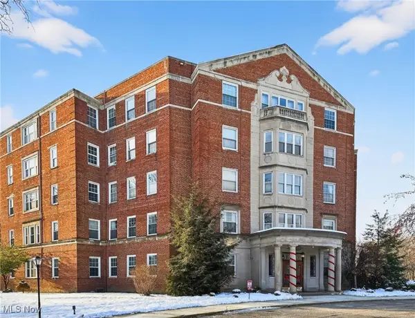 13800 Fairhill Road #512, Shaker Heights, OH 44120