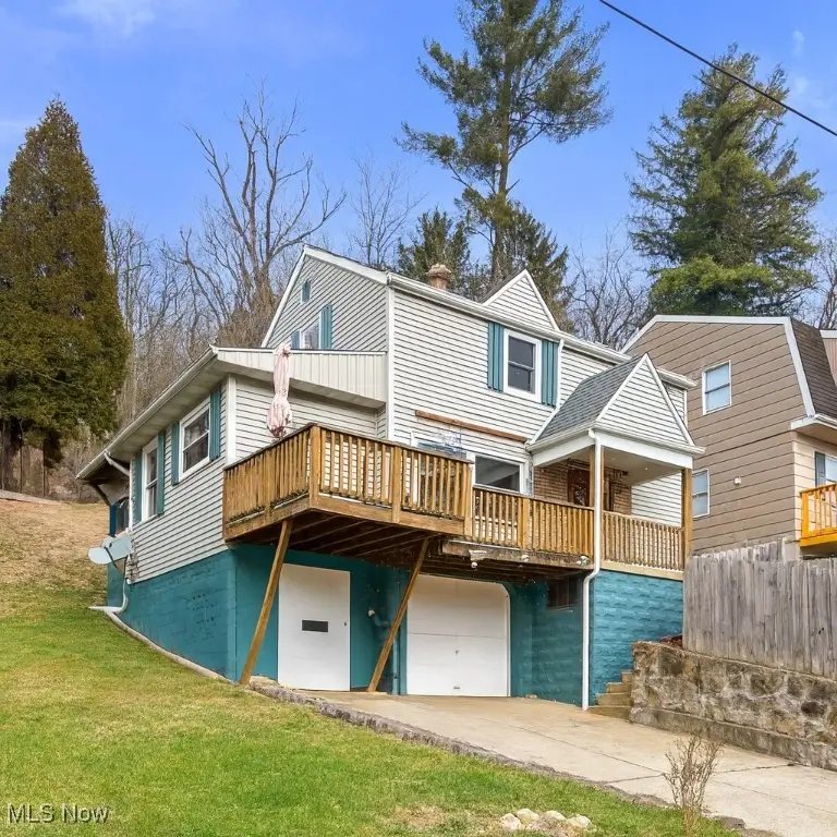 26 Elm Street, Bridgeport, OH 43912 - Image #1