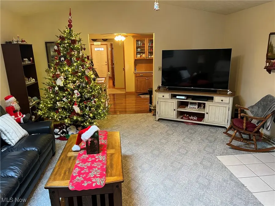 172 Lake Shore Drive #172, Struthers, OH 44471 - Image #3