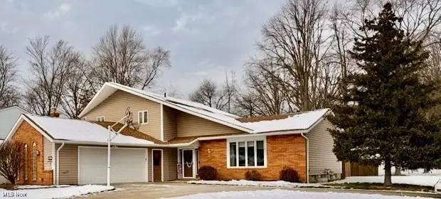 14300 Oakland Park Drive, Strongsville, OH 44136 - Image #2