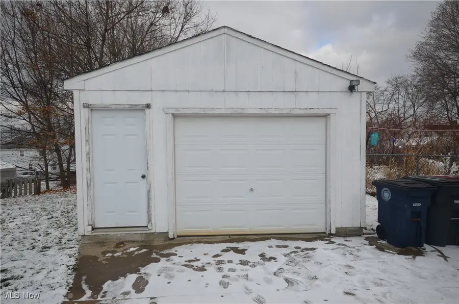 941 Austin Avenue, Akron, OH 44306 - Image #2