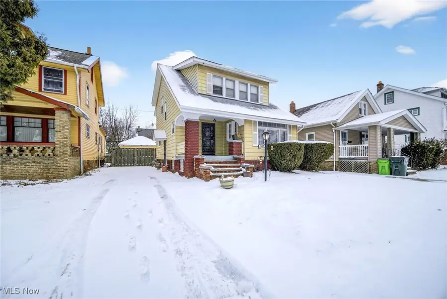 13405 Thornhurst Avenue, Garfield Heights, OH 44105 - Image #2