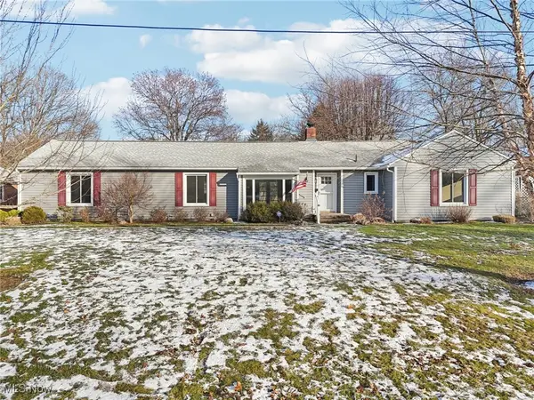 483 Parkside Drive, Akron, OH 44313