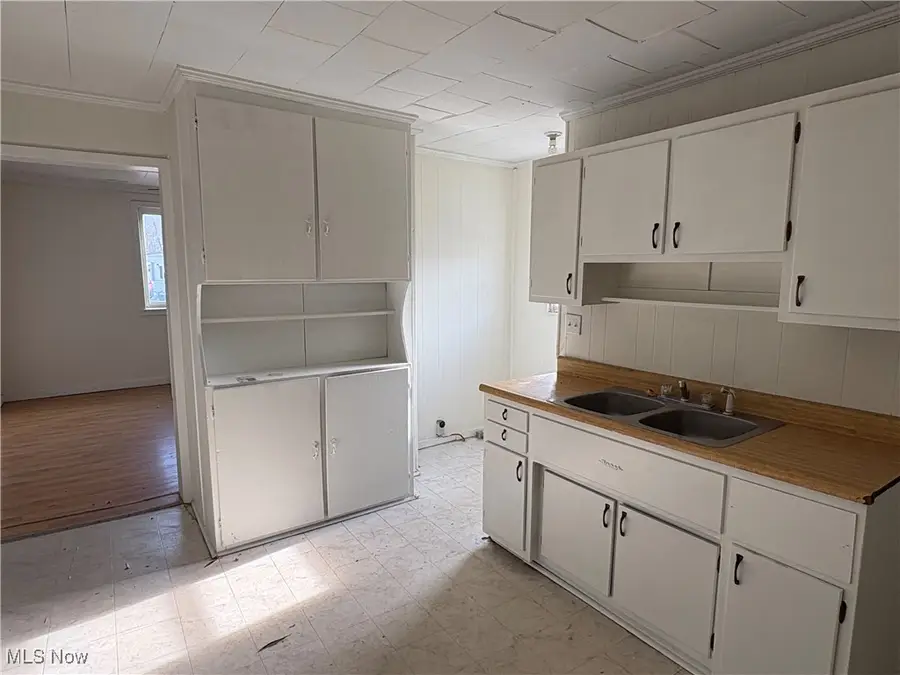 77 S Main St, Roseville, OH 43777 - Image #3