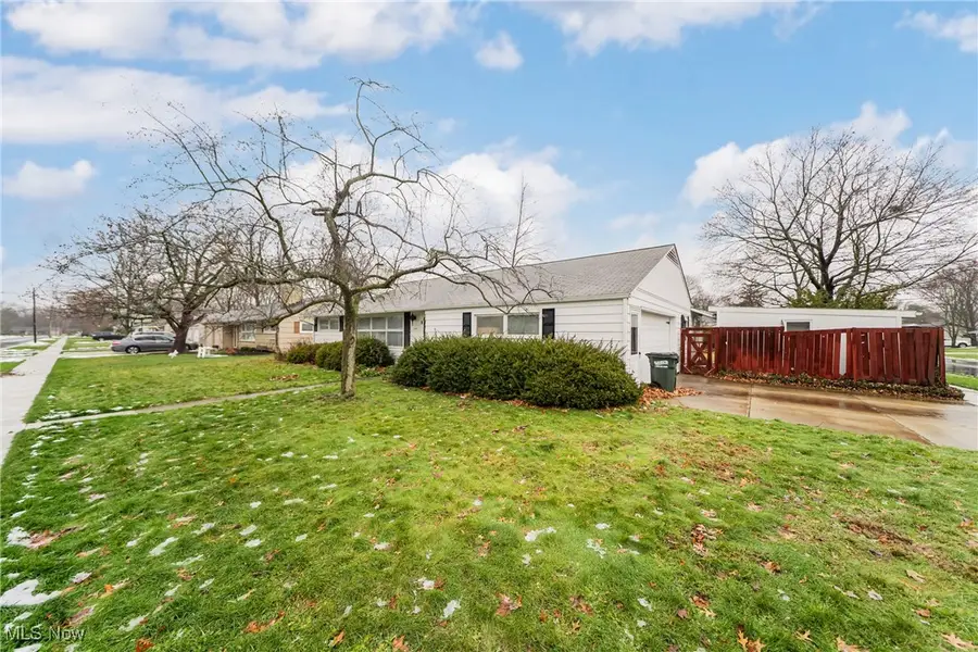 344 Girard Drive, Berea, OH 44017 - Image #2