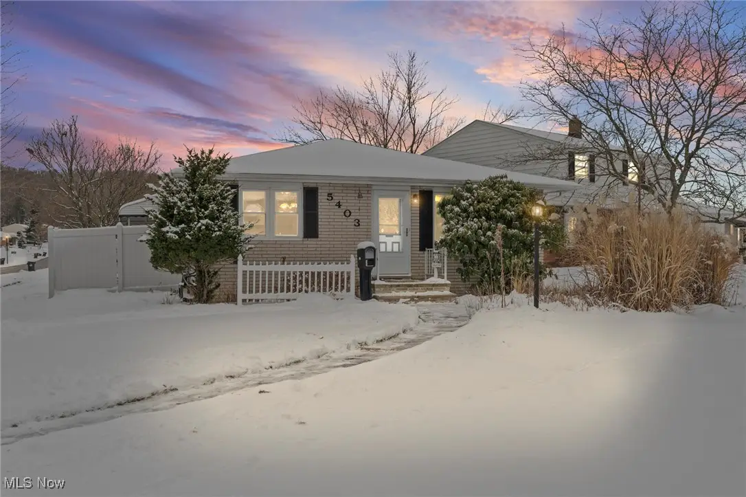 5403 Laurent Drive, Parma, OH 44129 - Image #1