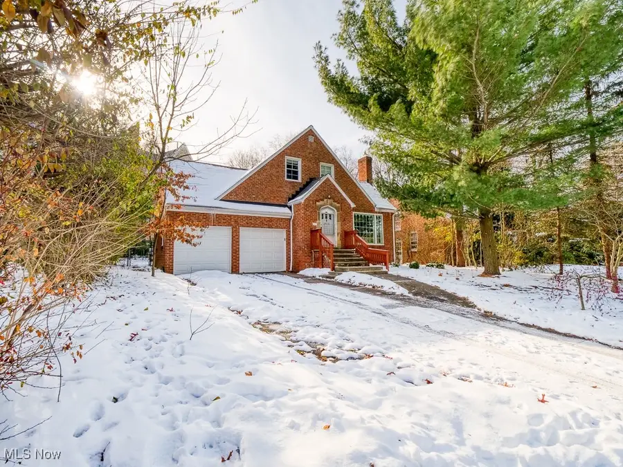 2616 Edgehill Road, Cleveland Heights, OH 44106 - Image #3