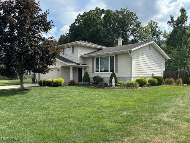 7130 Lakeview Drive, Parma, OH 44129 - Image #2