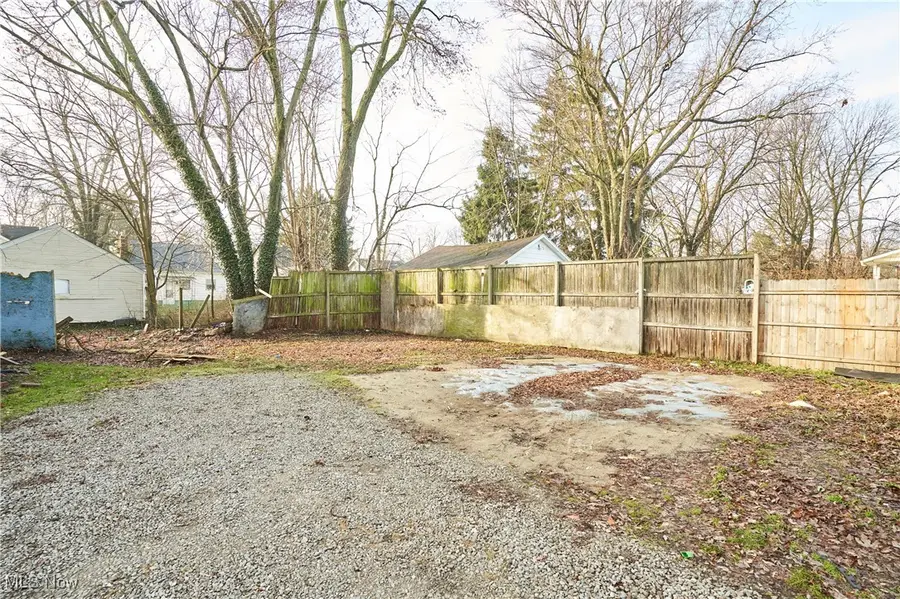 970 Hunt Street, Akron, OH 44306 - #3