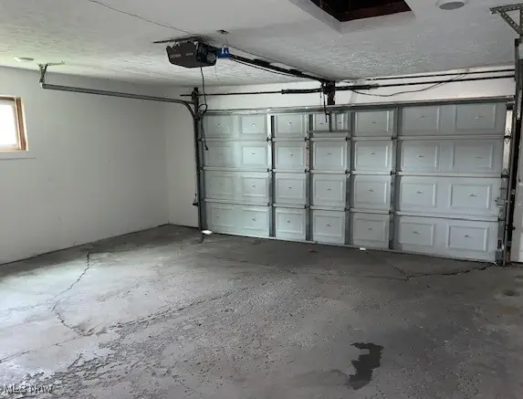 8768 Parkdale Drive, North Royalton, OH 44133 - Image #3