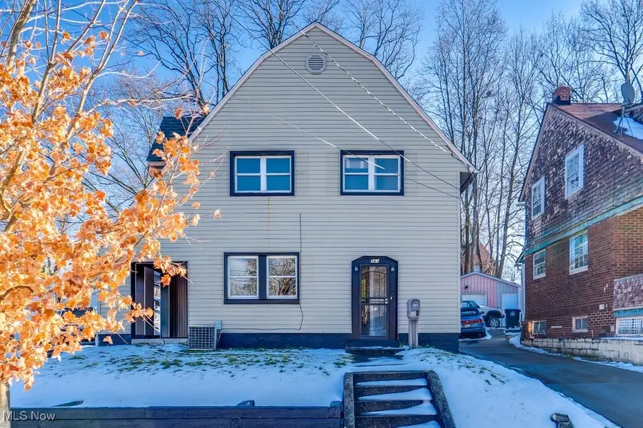 561 Melrose Street, Akron, OH 44305 - Image #2