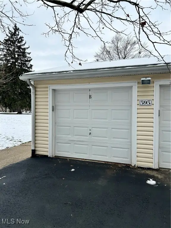 595 Canterbury Lane #B11, Medina, OH 44256 - Image #3
