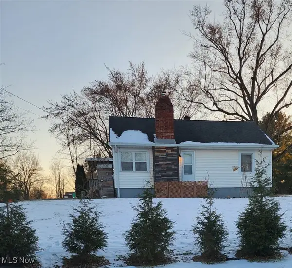 18883 Center Street, North Benton, OH 44449