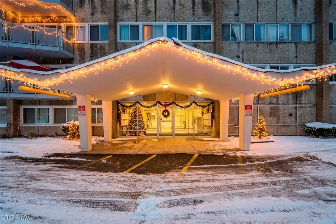 6640 Pearl Road #407, Parma Heights, OH 44130 - Image #1