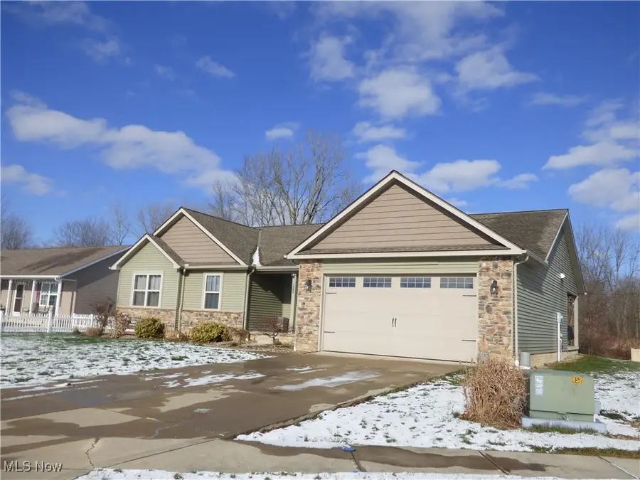 283 Woodland Court, Wellington, OH 44090 - Image #2