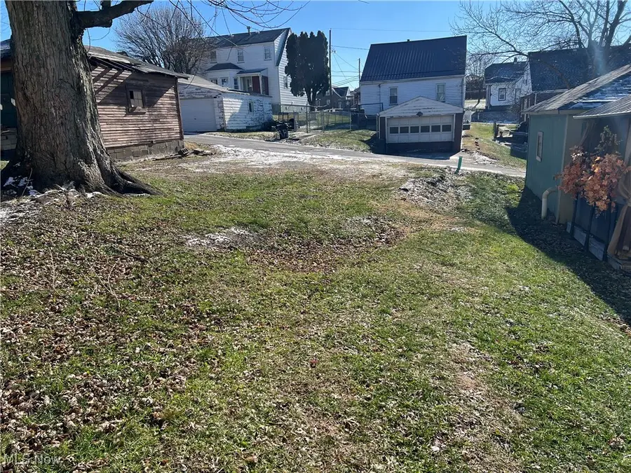 132 School Street, Weirton, WV 26062 - Image #2