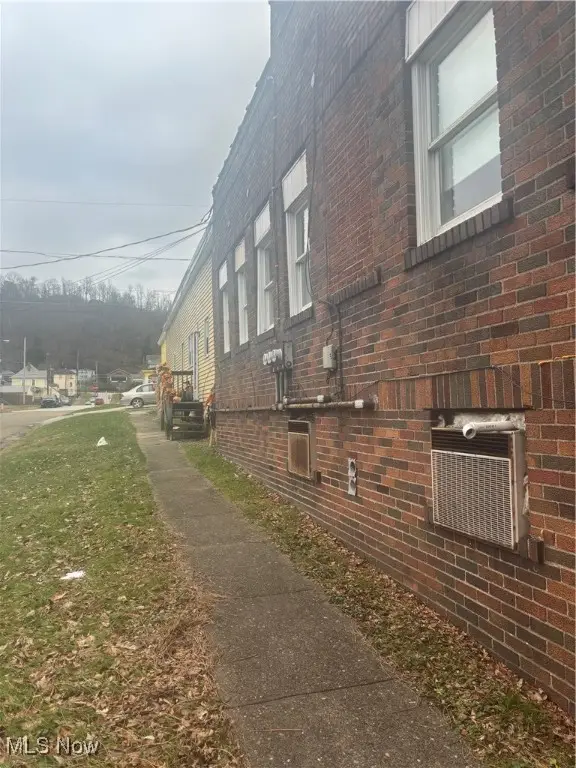 2529 Hazlett Avenue, Wheeling, WV 26003 - Image #2