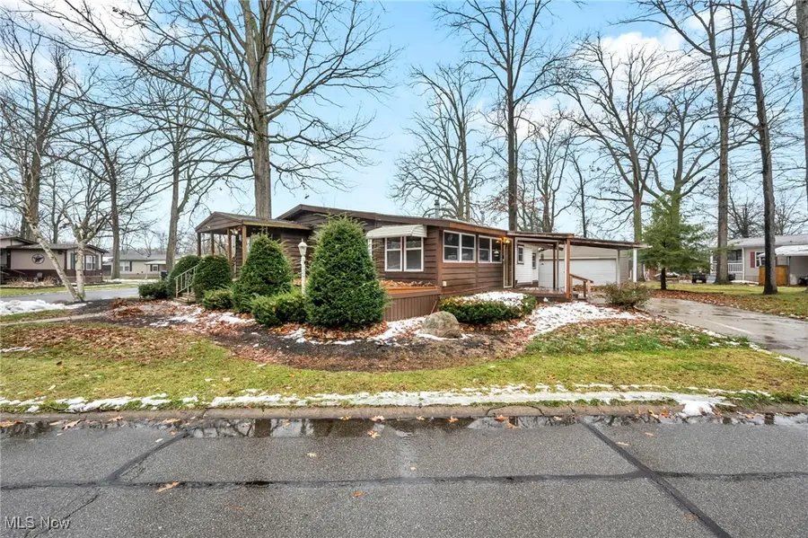 296 Ashwood Drive, Elyria, OH 44035 - Image #2