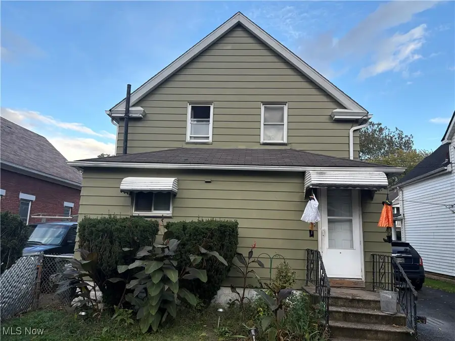 3990 E 54th Street, Newburgh Heights, OH 44105 - Image #3