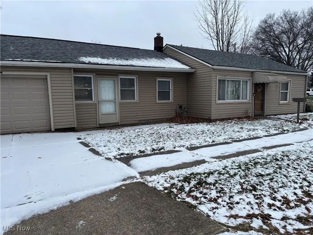 2407 Nesmith Lake Boulevard, Akron, OH 44314 - Image #1