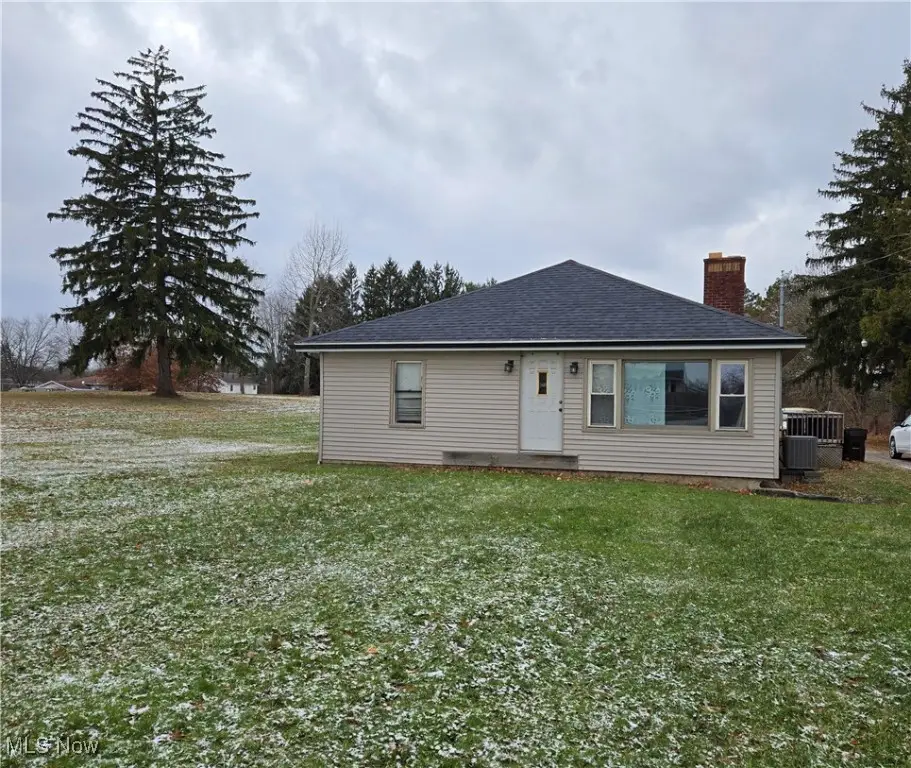 2227 Perry Sw Drive, Canton, OH 44706 - Image #1