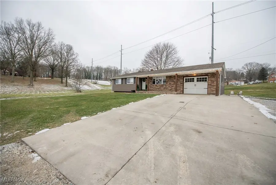 6045 Cleveland Se Avenue, East Sparta, OH 44626 - Image #2
