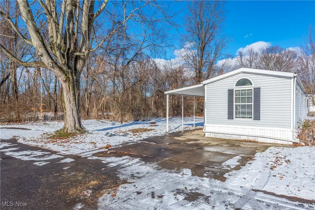 237 Amherst Mobile Home, Amherst, OH 44001 - Image #1