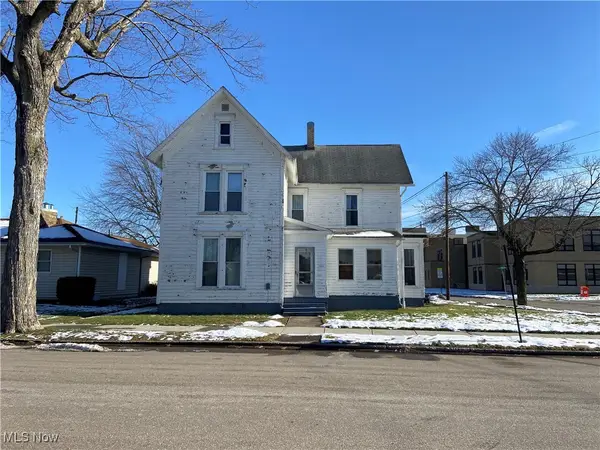 346 W State Street, Newcomerstown, OH 43832