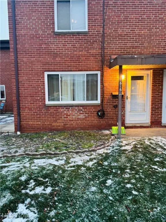 1616 Ridgewick Drive, Wickliffe, OH 44092