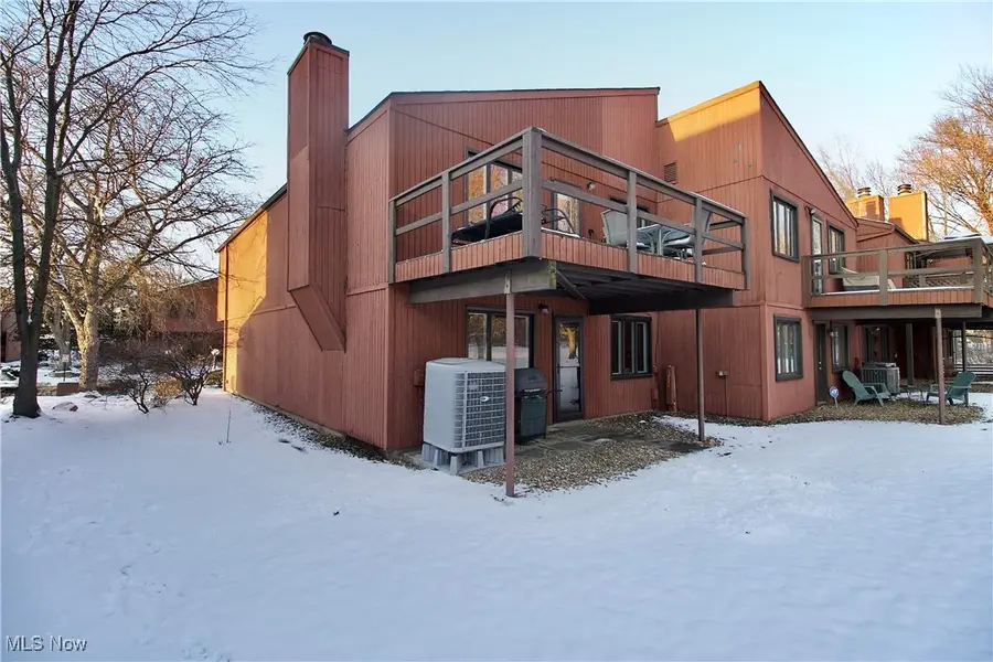 32715 Willow Brook Lane, North Ridgeville, OH 44039 - Image #2