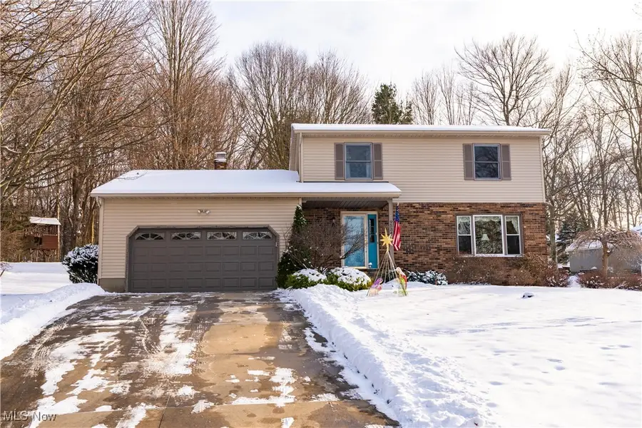 9534 Garden Park Nw Circle, Uniontown, OH 44685 - Image #2