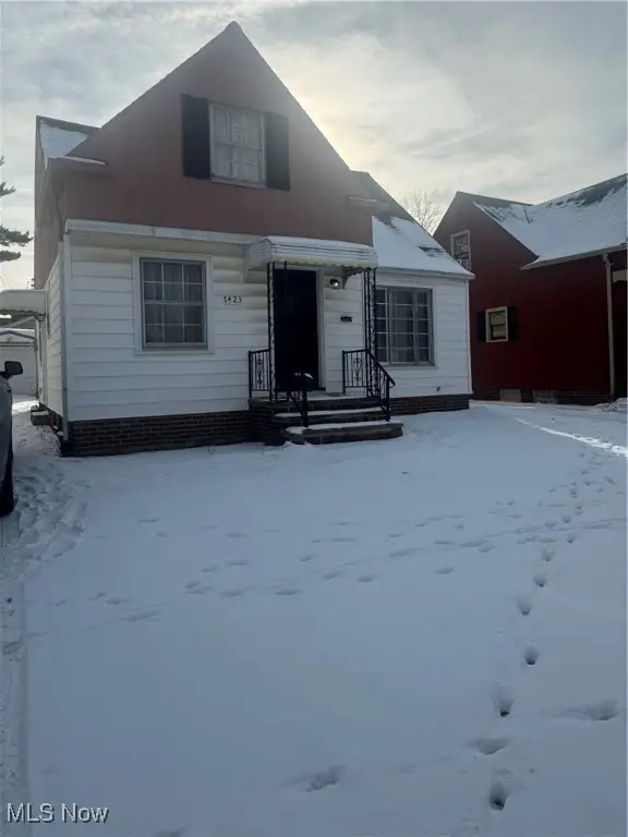 7423 Woodhaven Avenue, Brooklyn, OH 44144 - Image #1