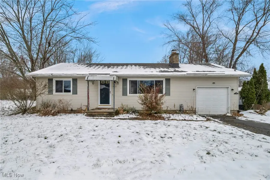 716 Howell Street, Sheffield Lake, OH 44054 - Image #3