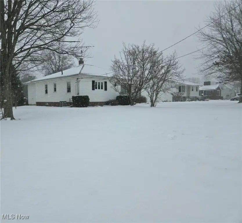 6093 Elyria Avenue, Elyria, OH 44035 - Image #2